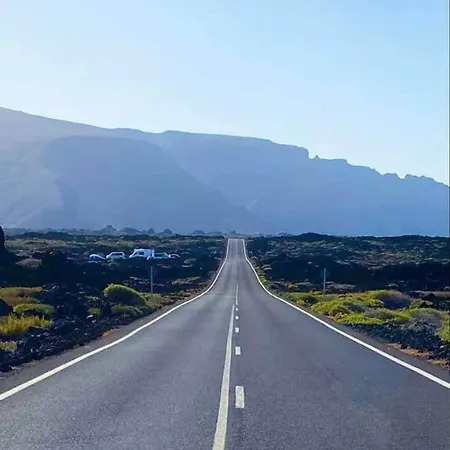 Casa Alpine - 2 Bedroom With Large Terrace