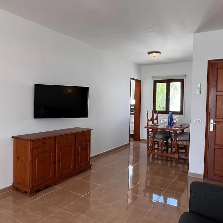 דירה Casa Alpine - 2 Bedroom With Large Terrace Tías